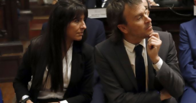 El argentino siempre pierde: Lisandro Nieri presentó un proyecto para reintegrarle impuestos a los extranjeros que compren bienes