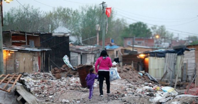 Mendoza entre las provincias donde más subió la pobreza